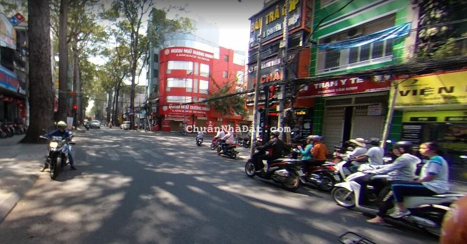 CHO THUÊ NHÀ MẶT TIỀN TRẦN NGUYÊN ĐÁN Q,1 DT:4X16 KC:TRỆT 3 LẦU GIÁ 45TR/THÁNG