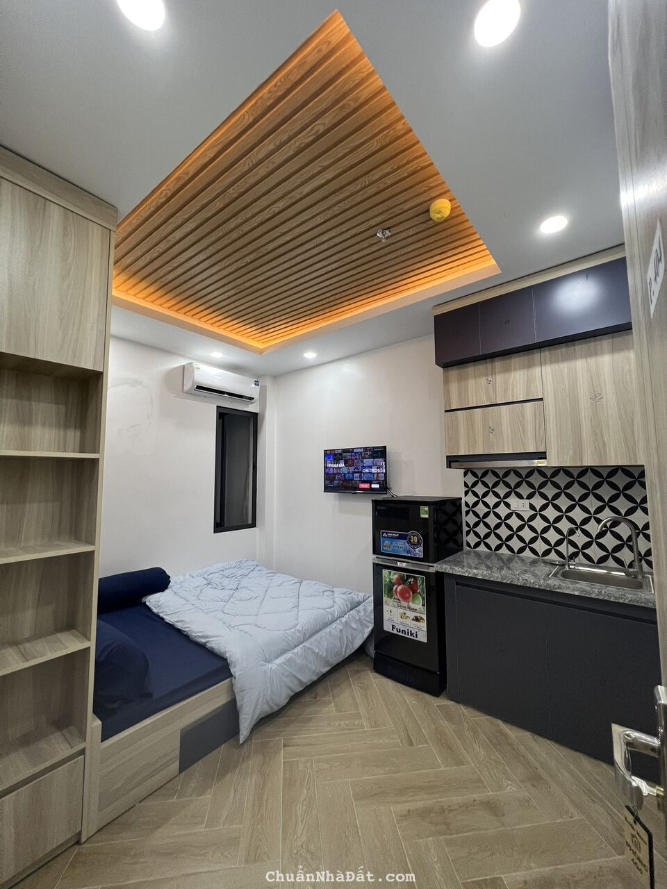 Bán CCMN 61 Phòng, Doãn Kế Thiện, Mai Dịch, Cầu Giấy 165m2 9T 45 tỷ 0979312111