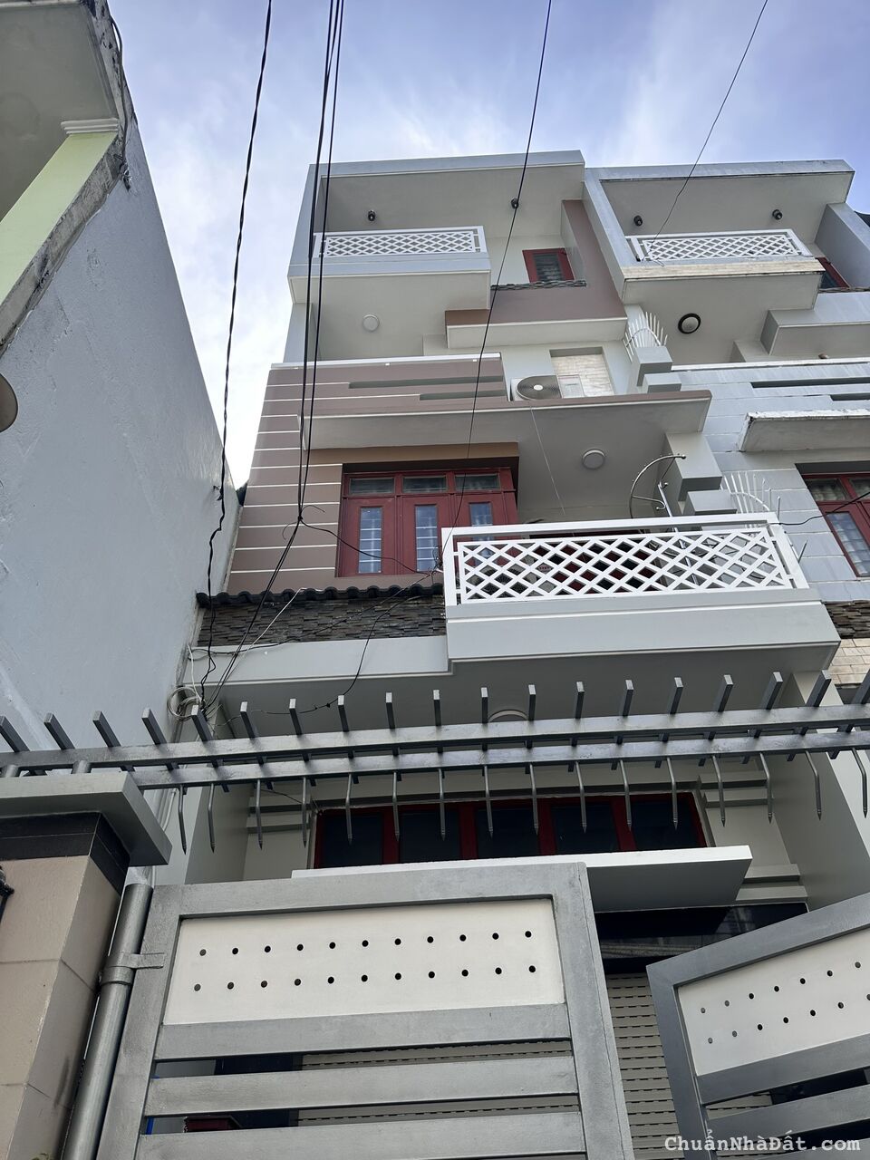 Cần bán nhà HXH 8m một trục đường Phạm Văn Chiêu P14 GV 4.2x18m.3.5 Tấm Giá 9.9 tỷ TL Cần bán nhà HXH 8m một trục đường Phạm Văn Chiêu P14 GV 4.2x18m.3.5 Tấm Giá 9.9 tỷ TL