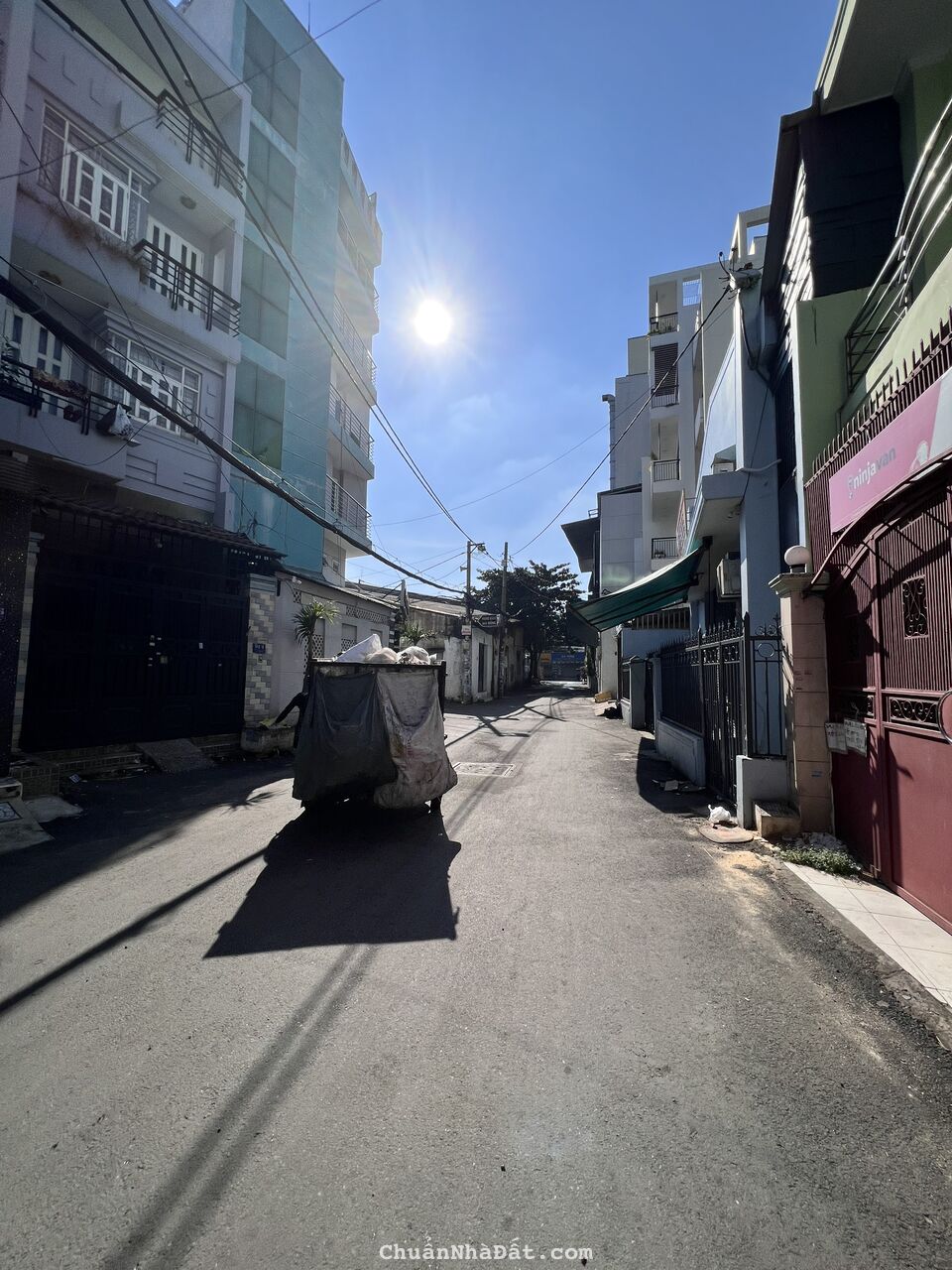 Cần bán nhà HXH 8m một trục đường Phạm Văn Chiêu P14 GV 4.2x18m.3.5 Tấm Giá 9.9 tỷ TL Cần bán nhà HXH 8m một trục đường Phạm Văn Chiêu P14 GV 4.2x18m.3.5 Tấm Giá 9.9 tỷ TL