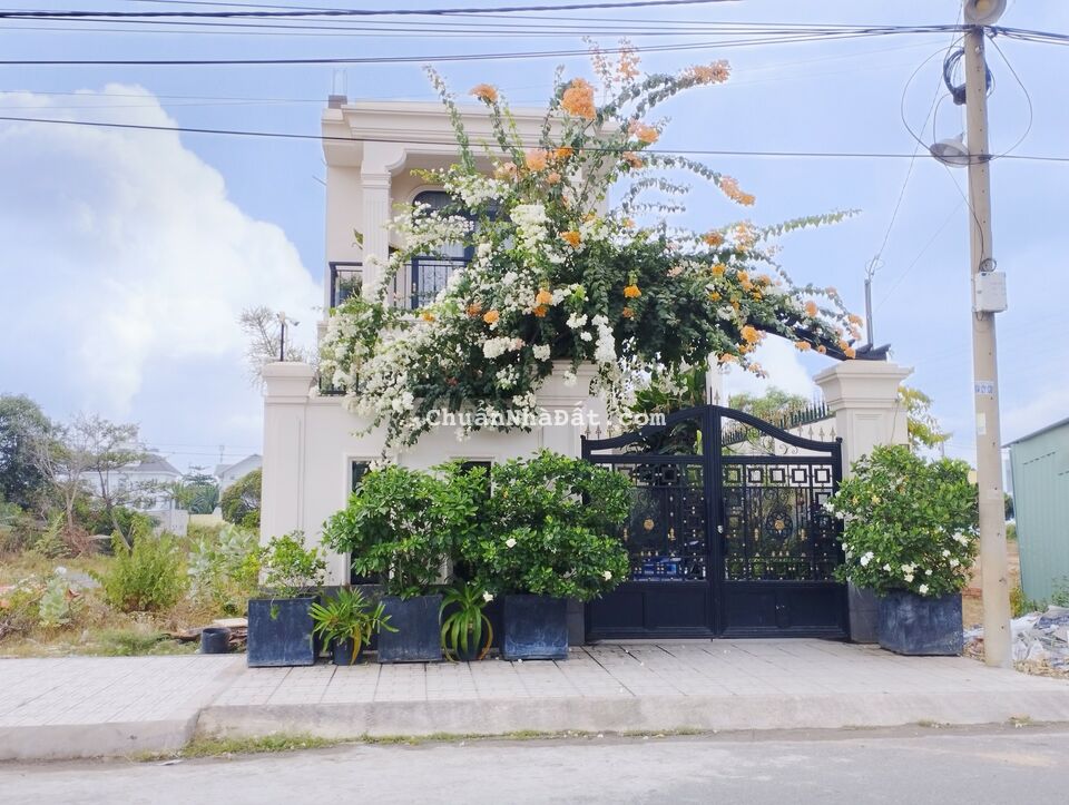 Cần bán ngay nền đất ĐH BÁCH KHOA đường Nguyễn Duy Trinh, diện tích 458m2, giá 54 tr/m2, trục đường Cần bán ngay nền đất ĐH BÁCH KHOA đường Nguyễn Duy Trinh, diện tích 458m2, giá 54 tr/m2, trục đường