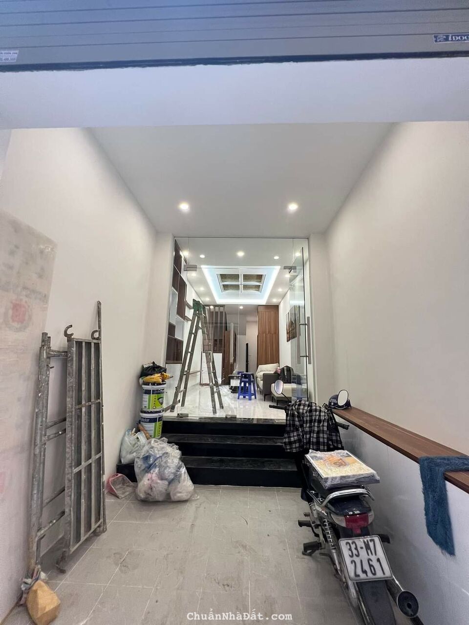 BÁN NHÀ HOÀNG QUỐC VIỆT, ÔTÔ ĐỖ CỬA, KINH DOANH