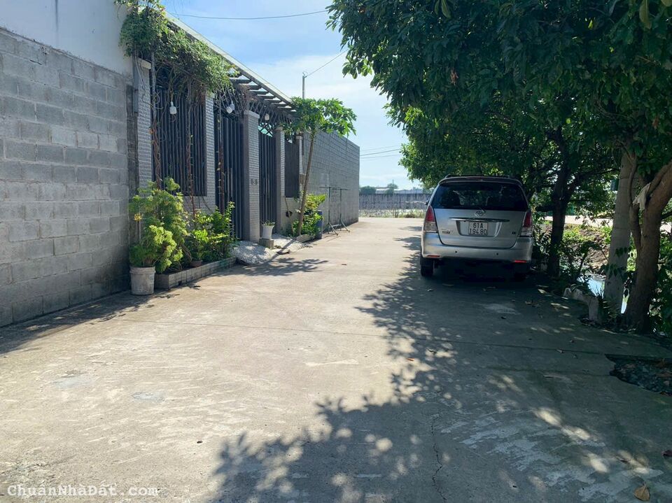 Bán đất Hóc Môn, Lô góc 10x18m, giá 3,950 Tỷ, gần trường Nguyễn Hồng Đào, Xuân Thới Sơn