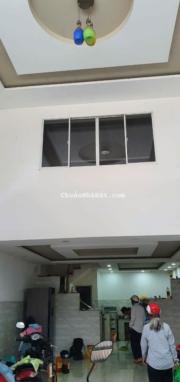 Bán nhà phường Tân Thới Nhất, quận 12. KT 5x15, lửng, lầu, hẻm thông xe tải. giá 5,2 tỷ Bán nhà phường Tân Thới Nhất, quận 12. KT 5x15, lửng, lầu, hẻm thông xe tải. giá 5,2 tỷ