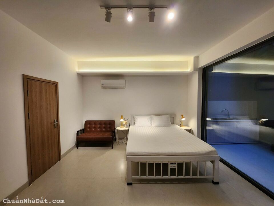 Cần tiền gấp cần Chuyển Nhượng Tòa nhà CHDV 7 Tầng Mặt Tiền đường số 10 KDC Lý Phục Man, Q7