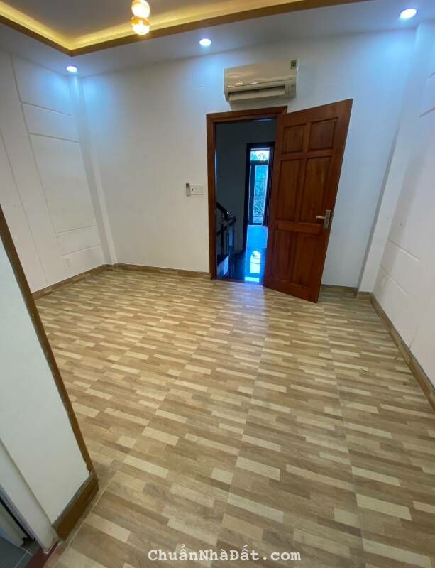 Cần cho thuê nhà hẻm ô tô khu nhà mới xây đồng bộ Dương Quảng Hàm P5 GV.