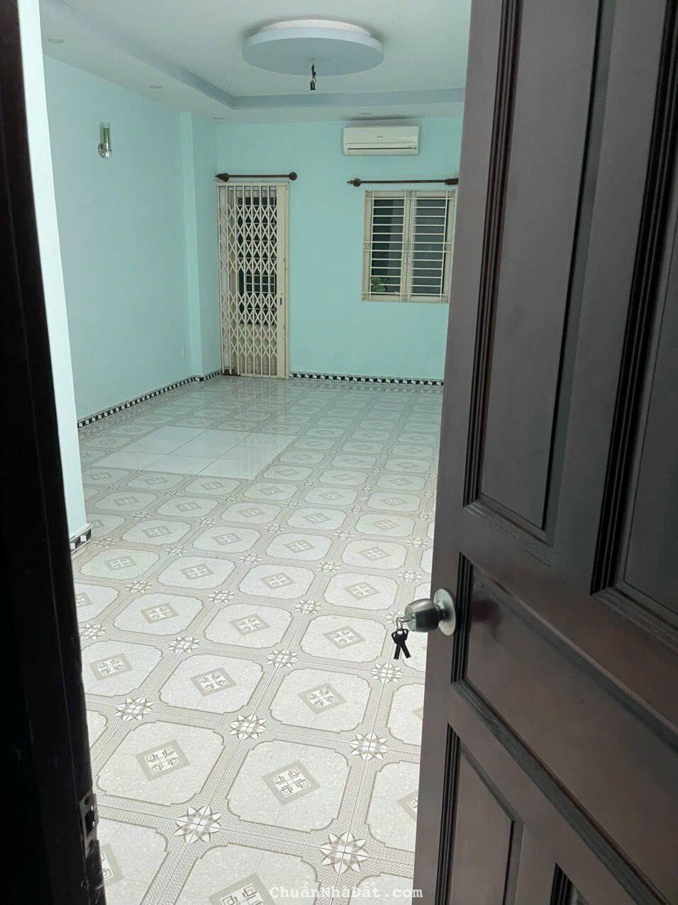 Nhà mặt tiền đường Số 20, P5, Dương Quảng Hàm, Gò Vấp