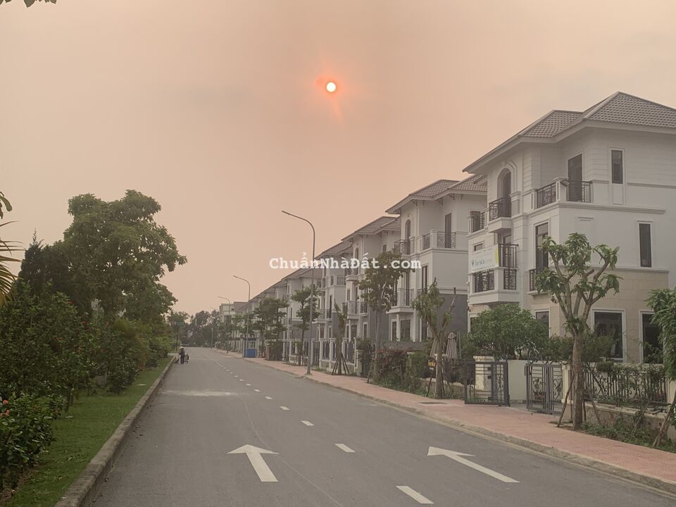 Vị Trí Vàng Tiện Ích Cơ Sở Hạ Tầng Đồng Bộ, Giá Đáy Cơ Hội Sinh Lời Cao. Vị Trí Vàng Tiện Ích Cơ Sở Hạ Tầng Đồng Bộ, Giá Đáy Cơ Hội Sinh Lời Cao.