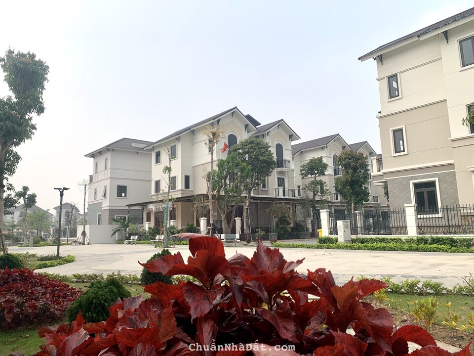 Vị Trí Vàng Tiện Ích Cơ Sở Hạ Tầng Đồng Bộ, Giá Đáy Cơ Hội Sinh Lời Cao. Vị Trí Vàng Tiện Ích Cơ Sở Hạ Tầng Đồng Bộ, Giá Đáy Cơ Hội Sinh Lời Cao.