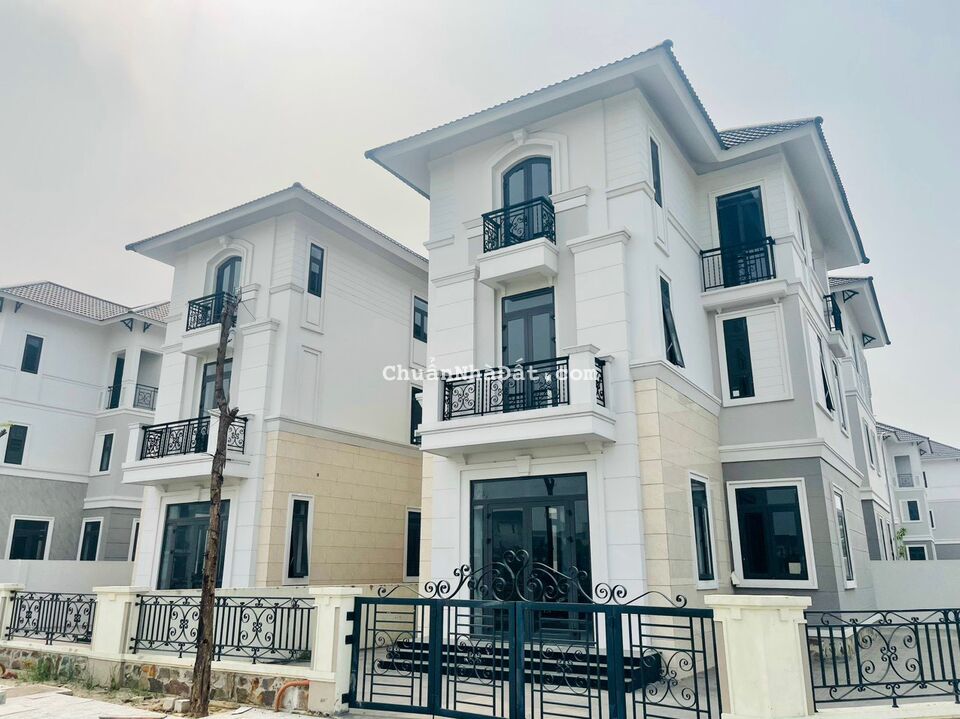 Vị Trí Vàng Tiện Ích Cơ Sở Hạ Tầng Đồng Bộ, Giá Đáy Cơ Hội Sinh Lời Cao. Vị Trí Vàng Tiện Ích Cơ Sở Hạ Tầng Đồng Bộ, Giá Đáy Cơ Hội Sinh Lời Cao.