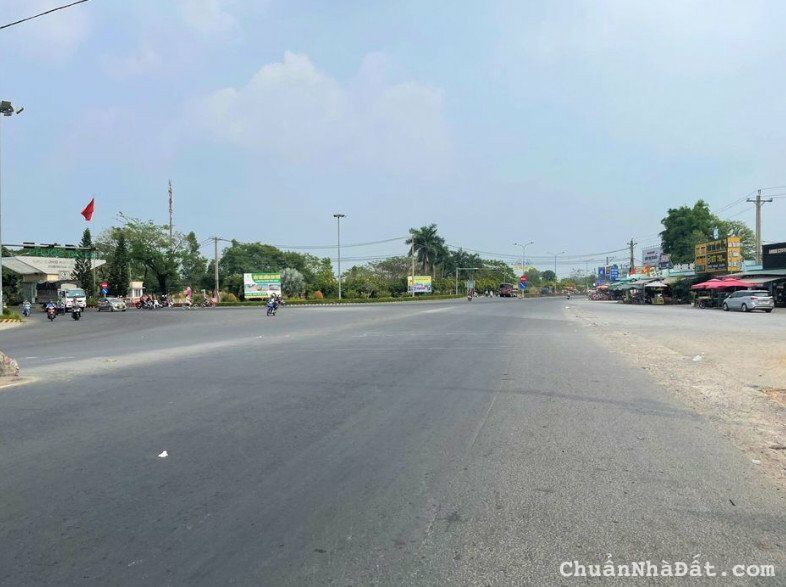 1400m2(35x40) đất 100% thổ cư, trung tâm Gò Dầu, giá 650 triệu/sổ