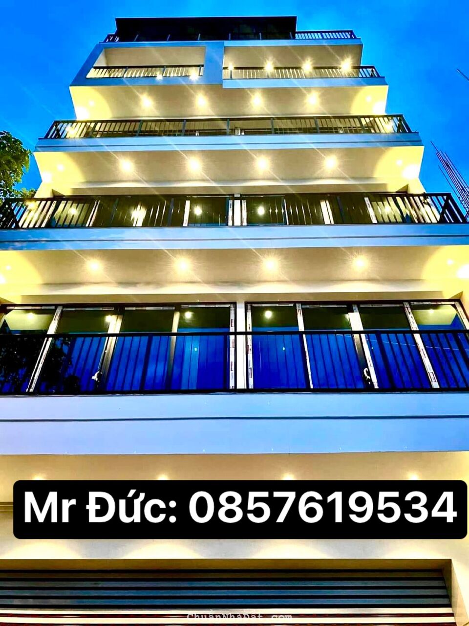 💥Tòa Building Tây Hồ 💥8 Tầng Thang Máy💥View Hồ 💥15 Căn Hộ Dịch Vụ💥1.3 Tỷ/Năm💥3x Tỷ.💥