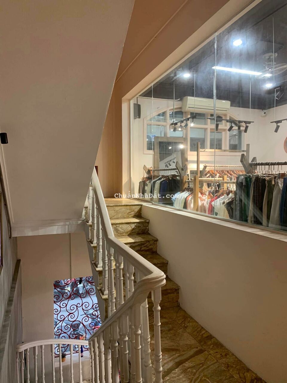 MẶT PHỐ HOÀN KIẾM💥6 TẦNG💥MT 5M💥LÔ GÓC 3 THOÁNG💥VỈA HÈ 6M💥2X TỶ.