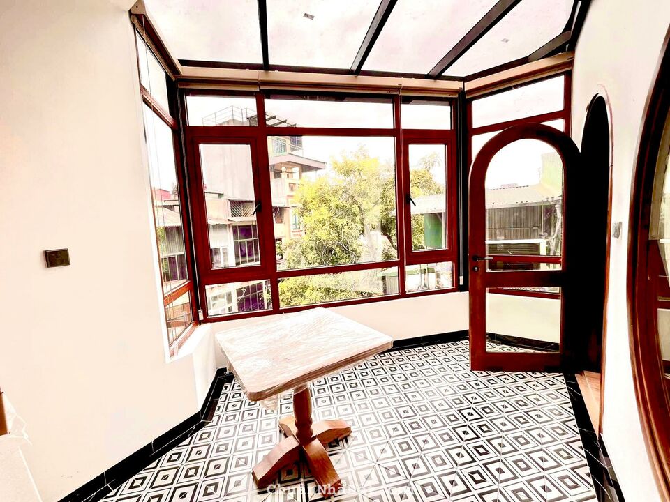    BÁN NHÀ MẶT PHỐ HÀNG BÔNG HOÀN KIẾM – MT 4M 4 TẦNG – VỈA HÈ – 40 TRIỆU/THÁNG – 2X TỶ.