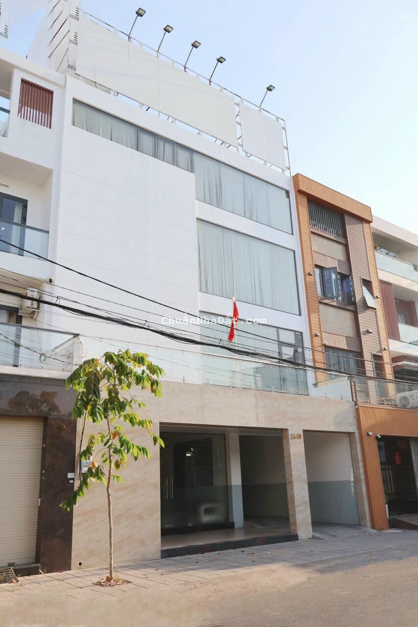 Nhà MT 57B Tân Tạo, 10x20m có thang máy, full nội thất gần KCN Pouyuen giá 50 triệu/tháng