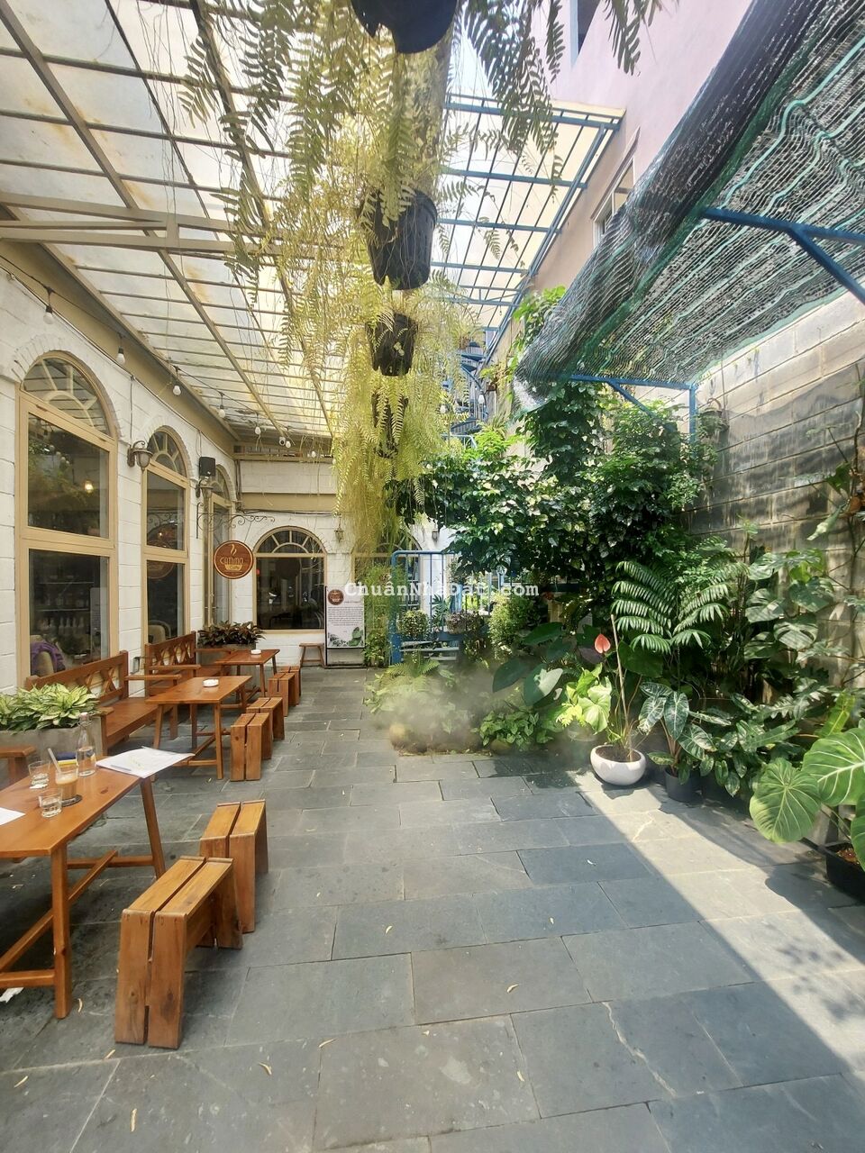 Mặt tiền kinh doanh Đắc Địa - Vị trí Vàng - Phố Tây CHÂU THỊ VĨNH TẾ, DT 206m2 - 31 Tỷ.