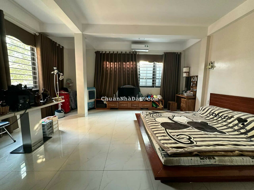 Bán nhà mặt phố kinh doanh cực sầm uất Mê Linh, Liên Bảo, Vĩnh Yên