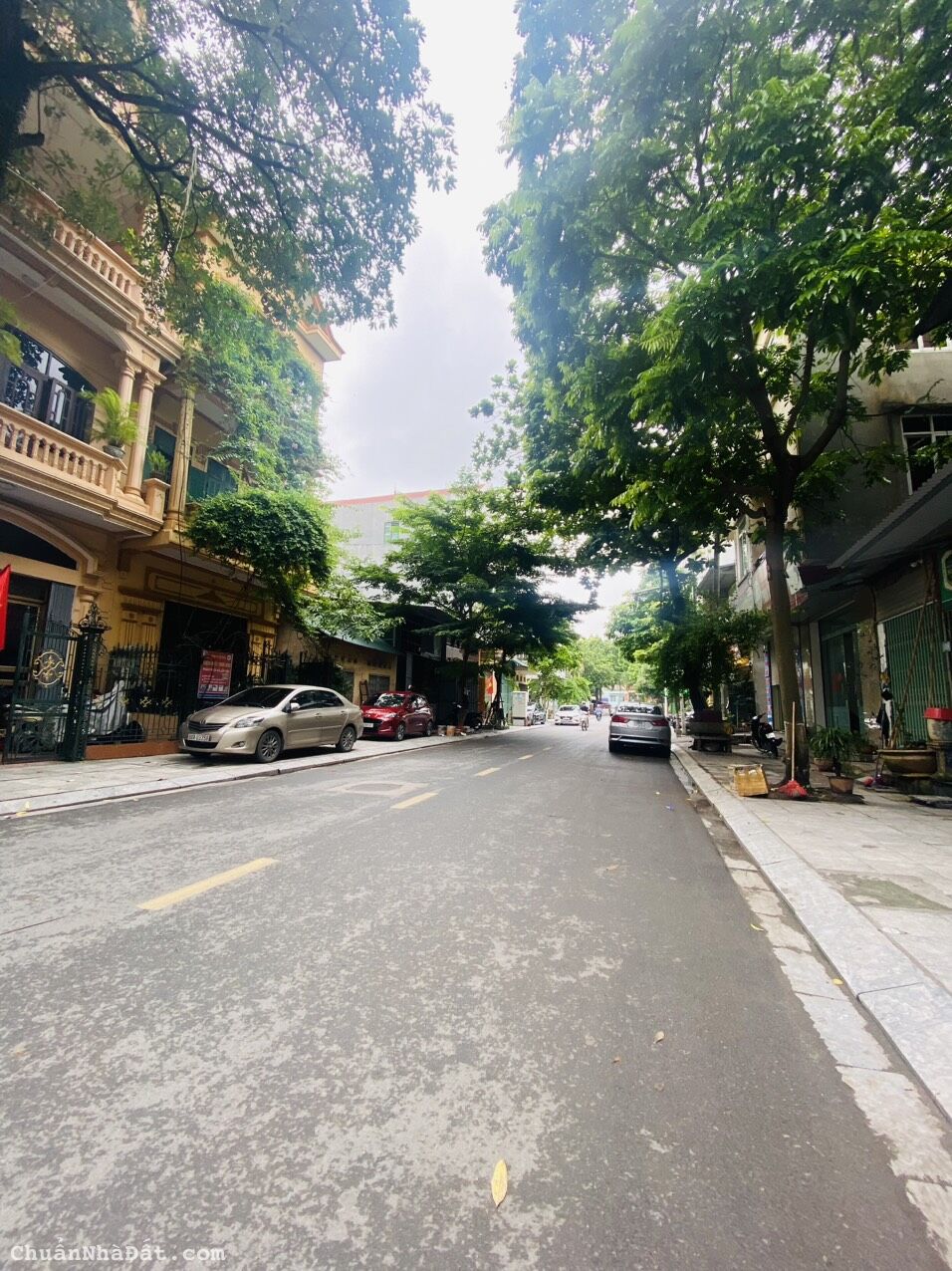 Bán nhà mặt đường Trần Quốc Tuấn, Đống Đa, Vĩnh Yên, Vĩnh Phúc. Lh: 0986934038