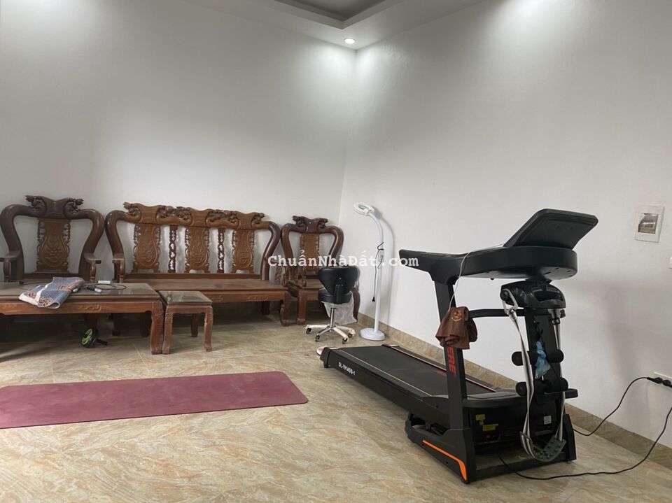 Bán căn shophouse VCI mặt đường 52m đã có sổ tại Định Trung, Vĩnh Yên. Lh: 0986934038