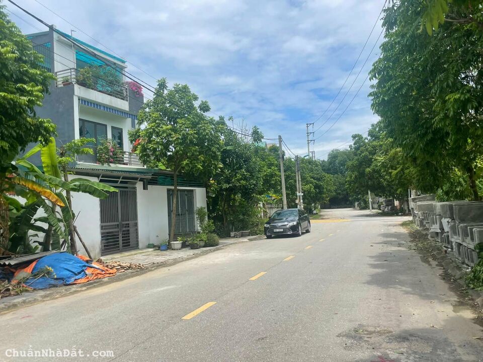 Bán đất hai đầu đường trước sau Sốc Lường, Hội Hợp, Vĩnh Yên. Lh: 0986934038