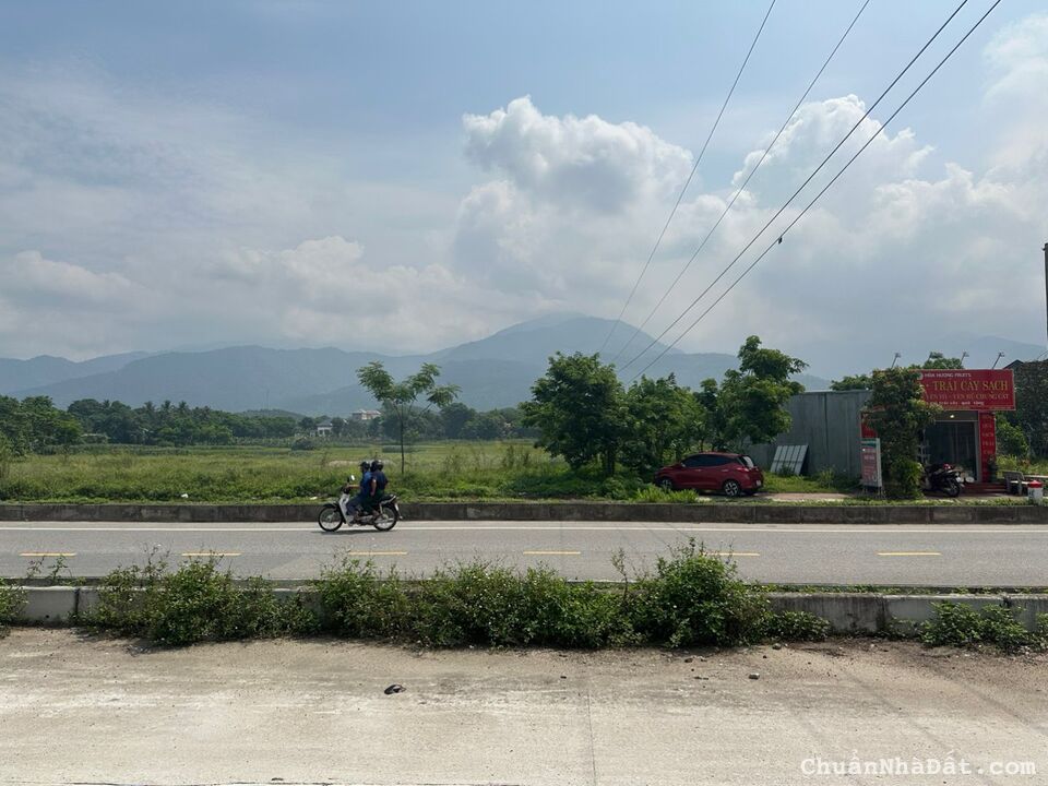 Bán đất đấu giá mặt đường 302 Nhân Lý, Tam Quan, Vĩnh Yên, Vĩnh Phúc. Lh: 0986934038