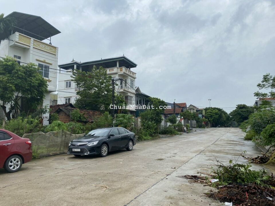 Bán đất cắt lỗ sâu mặt đường Mạc Đĩnh Chi, Sau Núi, Hội Hợp, Vĩnh Yên. Lh: 0986934038