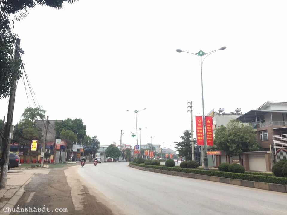Bán ô đất thương mại dịch vụ mặt đường Nguyễn Tất Thành, Tích Sơn, Vĩnh Yên. Lh: 0986934038