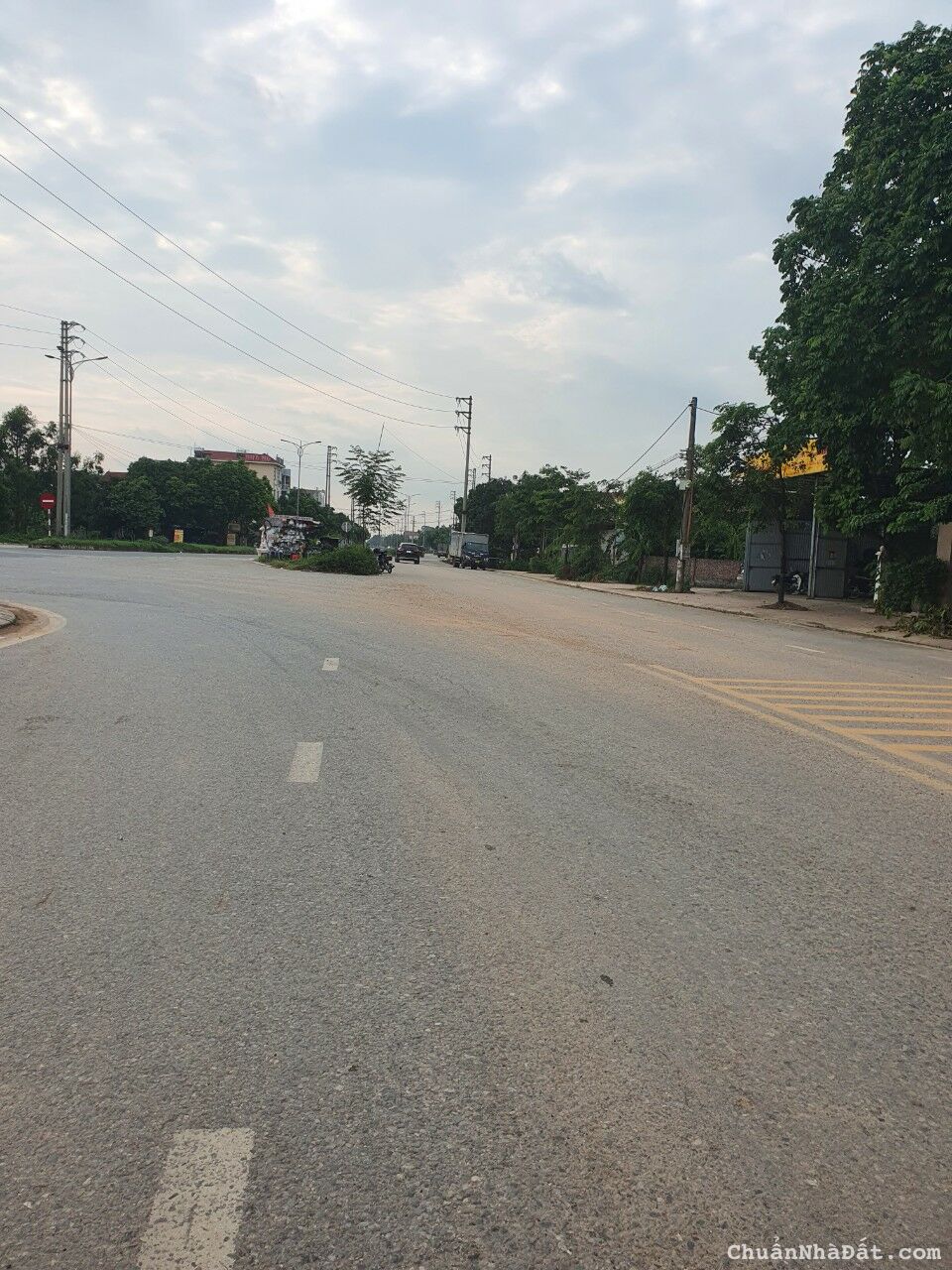 Bán đất mặt đường đi chợ Vồ, Gia Khánh, Bình Xuyên, Vĩnh Phúc. Lh: 0986934038