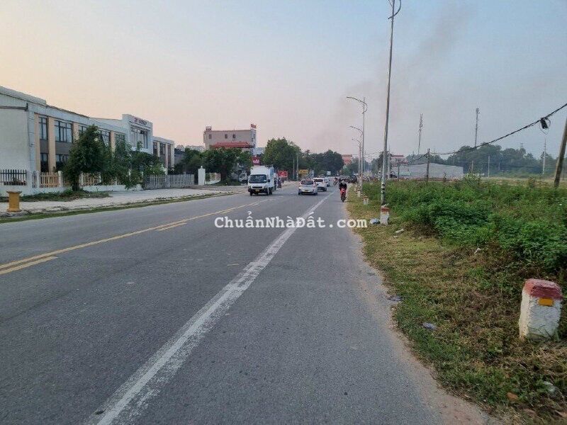 Bán đất phân lô nhà nước mặt QL2C Cầu Đỏ, Đạo Tú, Tam Dương, Vĩnh Phúc. Lh: 0986934038 Bán đất phân lô nhà nước mặt QL2C Cầu Đỏ, Đạo Tú, Tam Dương, Vĩnh Phúc. Lh: 0986934038