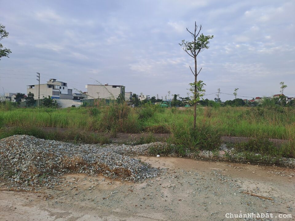 Bán đất mặt đường 27m khu đấu giá Đồng Đống Lâu, Thanh Vân, Tam Dương, Vĩnh Phúc. Lh: 0986934038 Bán đất mặt đường 27m khu đấu giá Đồng Đống Lâu, Thanh Vân, Tam Dương, Vĩnh Phúc. Lh: 0986934038