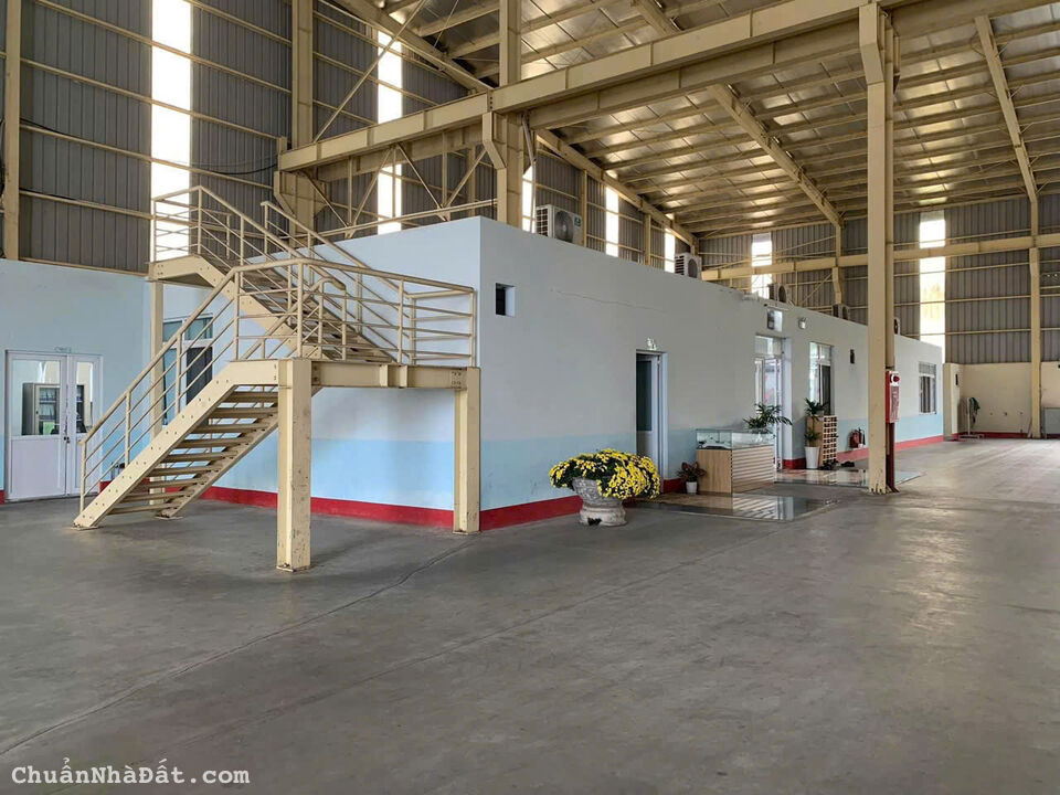 Cho thuê xưởng sản xuất diện tích 6700m2 trong khu công nghiệp Khai Quang, Vĩnh Yên.