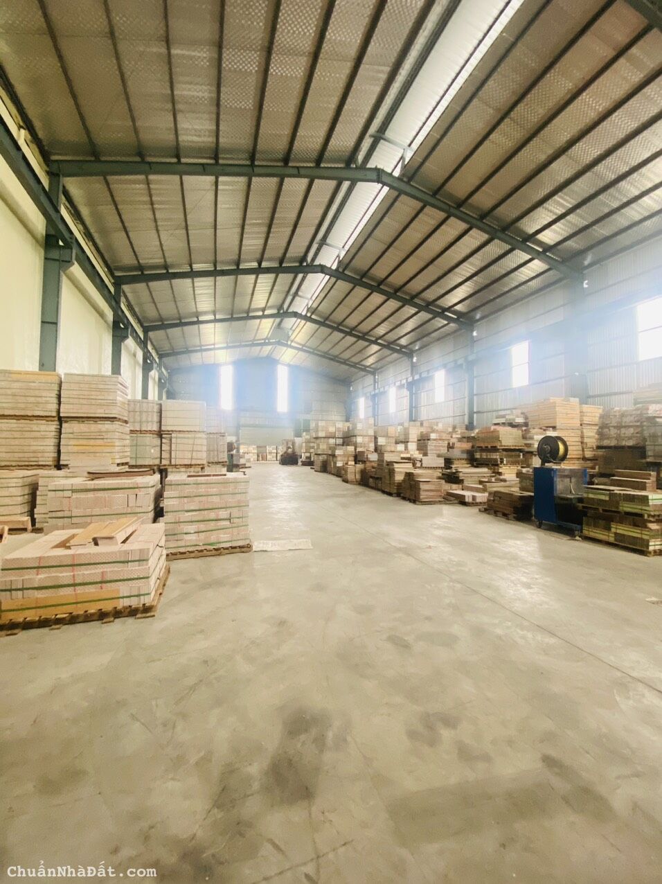 Cho thuê 1000m2 xưởng đầy đủ phòng cháy ngoài khu công nghiệp tại Khai Quang, Vĩnh Yên.