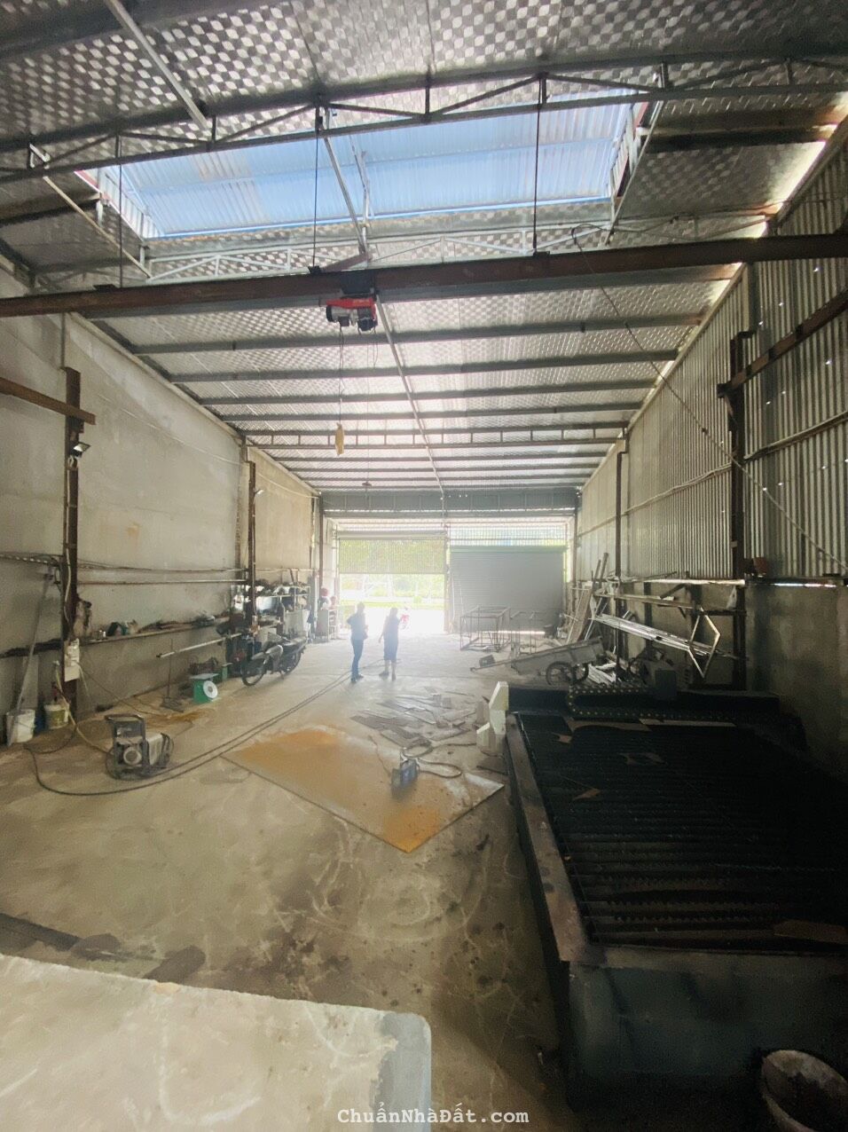 Cho thuê kho, xưởng tại mặt đường chính Khai Quang, thành phố Vĩnh Yên. Lh: 0986934038 Cho thuê kho, xưởng tại mặt đường chính Khai Quang, thành phố Vĩnh Yên. Lh: 0986934038