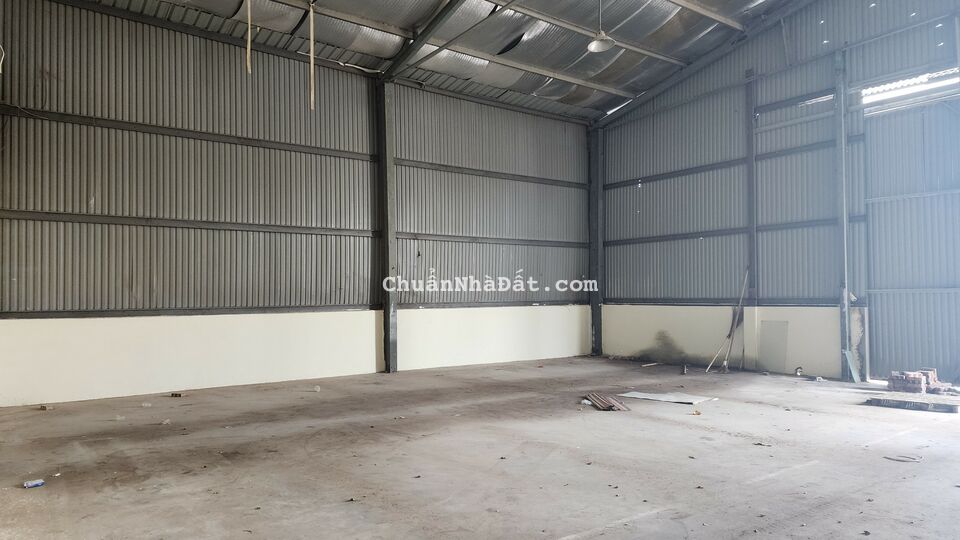 Cho thuê 2800m2 xưởng trong khu công nghiệp Bình Xuyên, Hương Canh, Bình Xuyên, Vĩnh Phúc. 