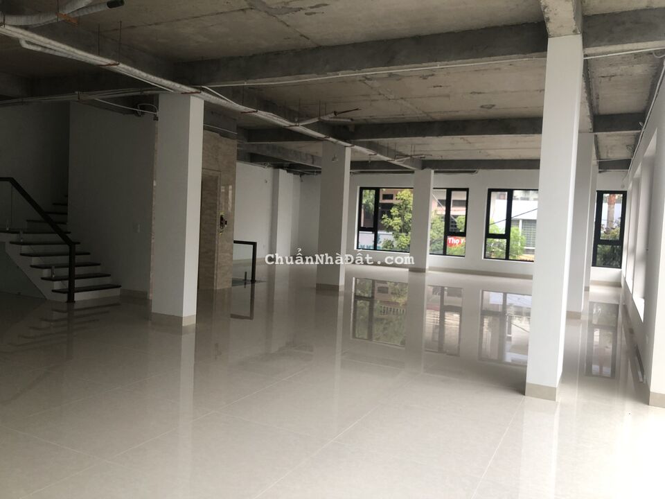 Cho thuê tòa nhà tầng 1 và 2 tại Liên Bảo, Vĩnh Yên, Vĩnh Phúc. Lh: 0986934038