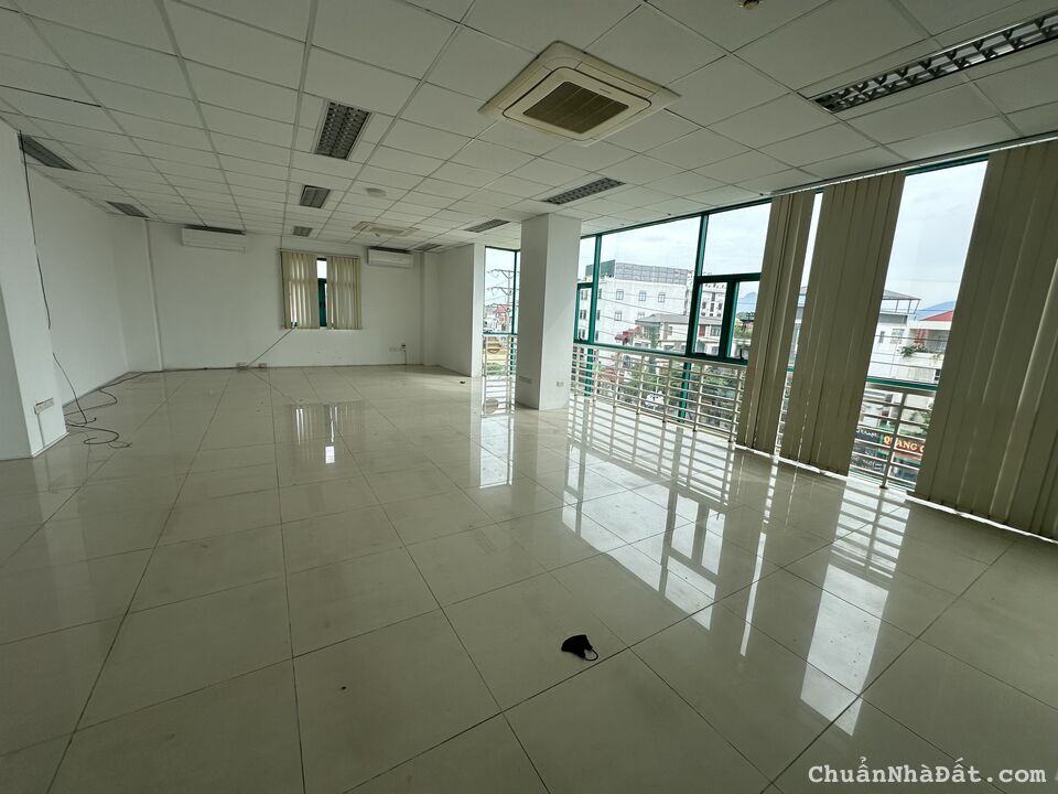 Cho thuê văn phòng tại các tòa nhà trong khu đô thị Khai Quang, Vĩnh Yên, Vĩnh Phúc. Lh: 0986934038