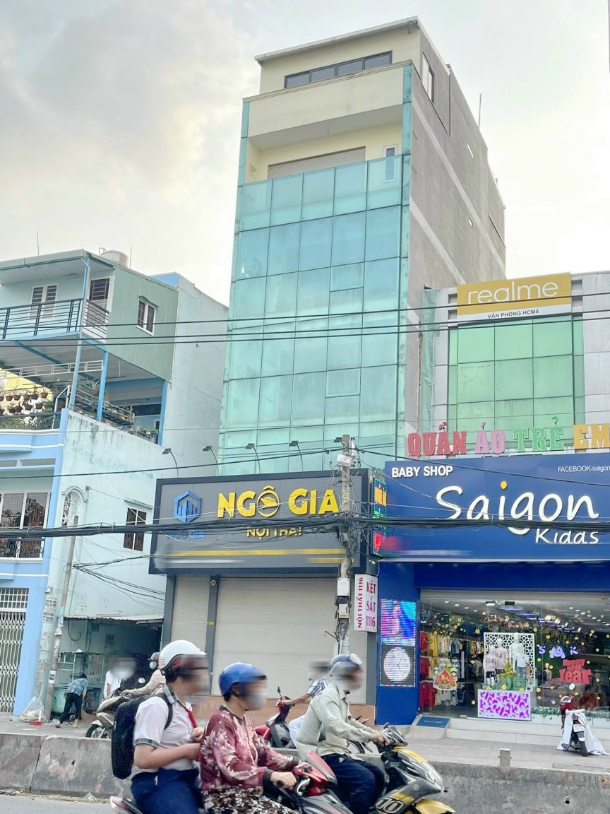 Nhà 6 tầng mặt tiền đường Huỳnh Tấn Phát, Quận 7. Ngang gần 6m, 21 tỷ.