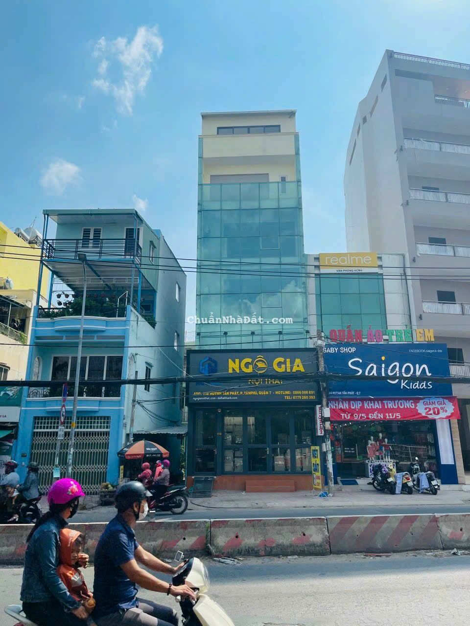 Nhà mặt tiền đường Huỳnh Tấn Phát, Quận 7. 17,8 tỷ. Nhà mặt tiền đường Huỳnh Tấn Phát, Quận 7. 17,8 tỷ.