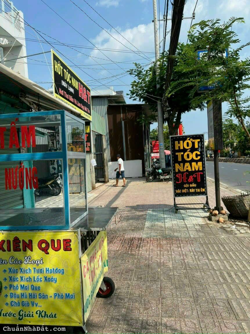 Nhà mặt tiền đường Huỳnh Tấn Phát, Quận 7. 17,8 tỷ. Nhà mặt tiền đường Huỳnh Tấn Phát, Quận 7. 17,8 tỷ.