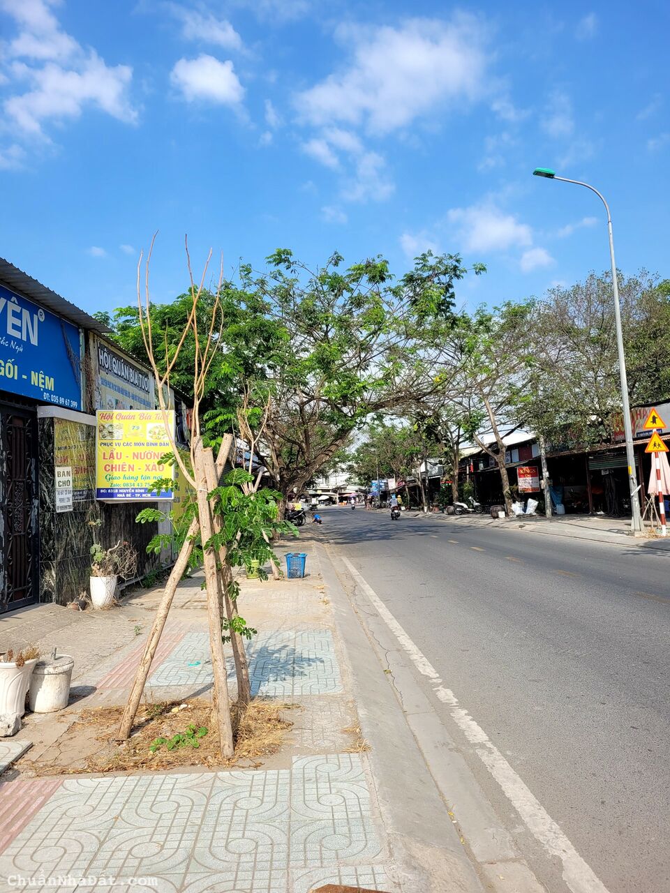 Nhà mặt tiền đường Nguyễn bình, giá như trong hẻm. Nhỉnh 50 tr/ m2.