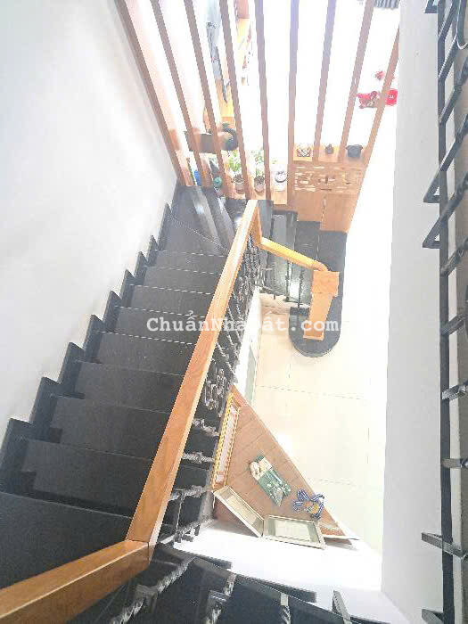 Nhà 4 tầng mới dẹp đs 12m, KDC Sadeco Phước kiển. 5*20 chỉ 12 tỷ.