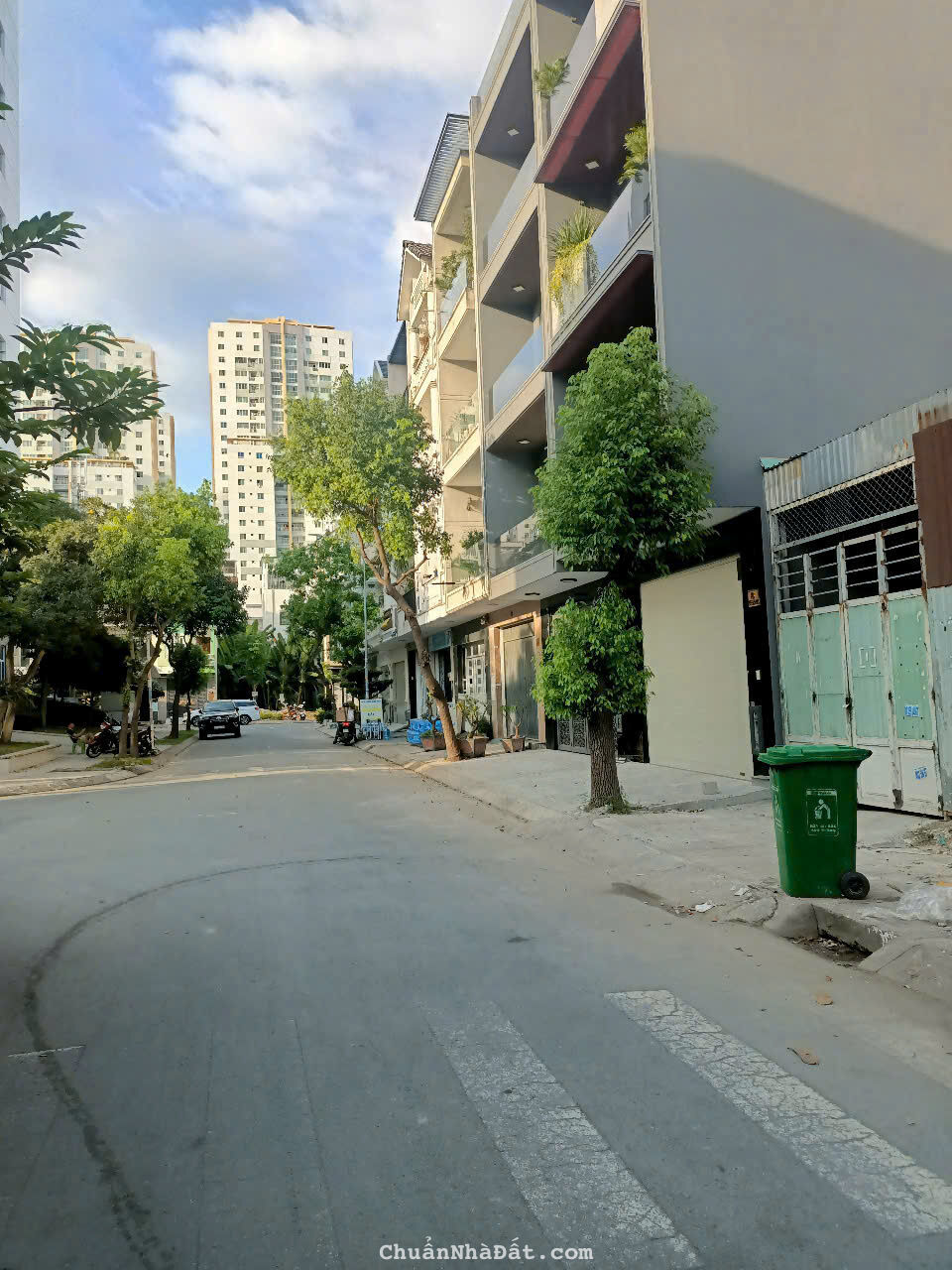 Nhà 4 tầng mới dẹp đs 12m, KDC Sadeco Phước kiển. 5*20 chỉ 12 tỷ.