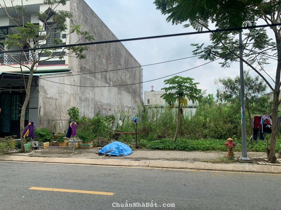 Đất đường số 12m, 10m*28m, 280 m2, 5,2 tỷ. Đất đường số 12m, 10m*28m, 280 m2, 5,2 tỷ.