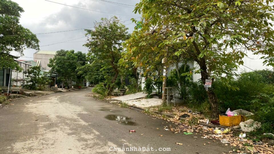 Đất thổ cư đường 16 m, sổ riêng, 6*20, chỉ 4,25 tỷ. Rẻ ơi là rẻ.