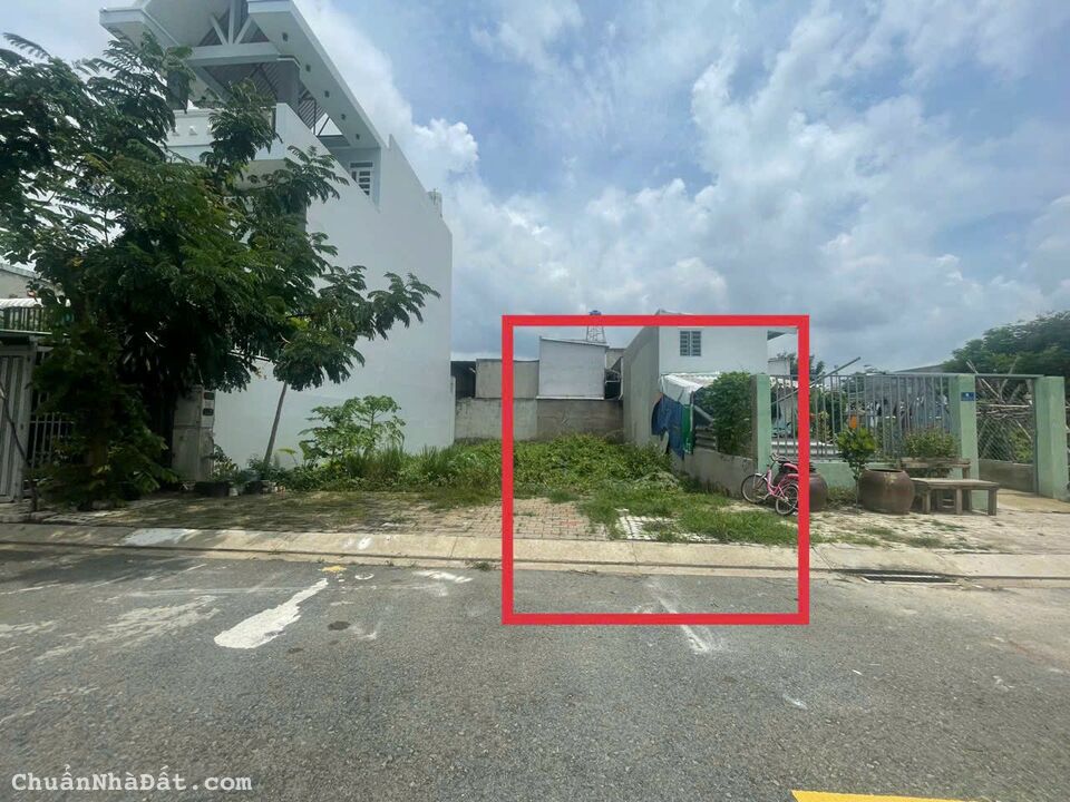 Đất khu Nam Sài gòn, đường lớn, vị trí đẹp, giá tốt. SHR cá nhân. Đất khu Nam Sài gòn, đường lớn, vị trí đẹp, giá tốt. SHR cá nhân.