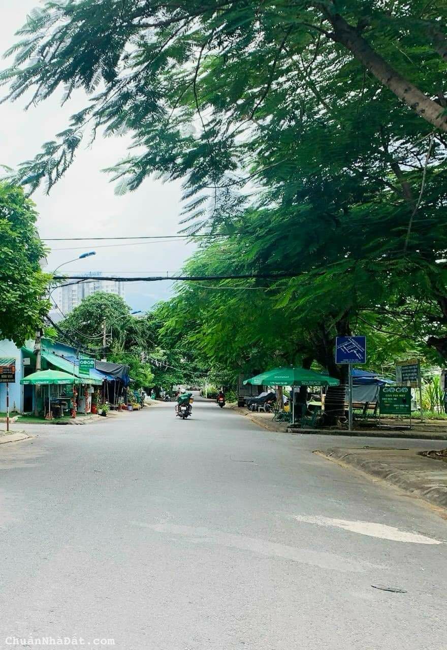 Đất đường số 12m, khu làng Đại học Phước kiển. 10*30, 56 tr/ m2.