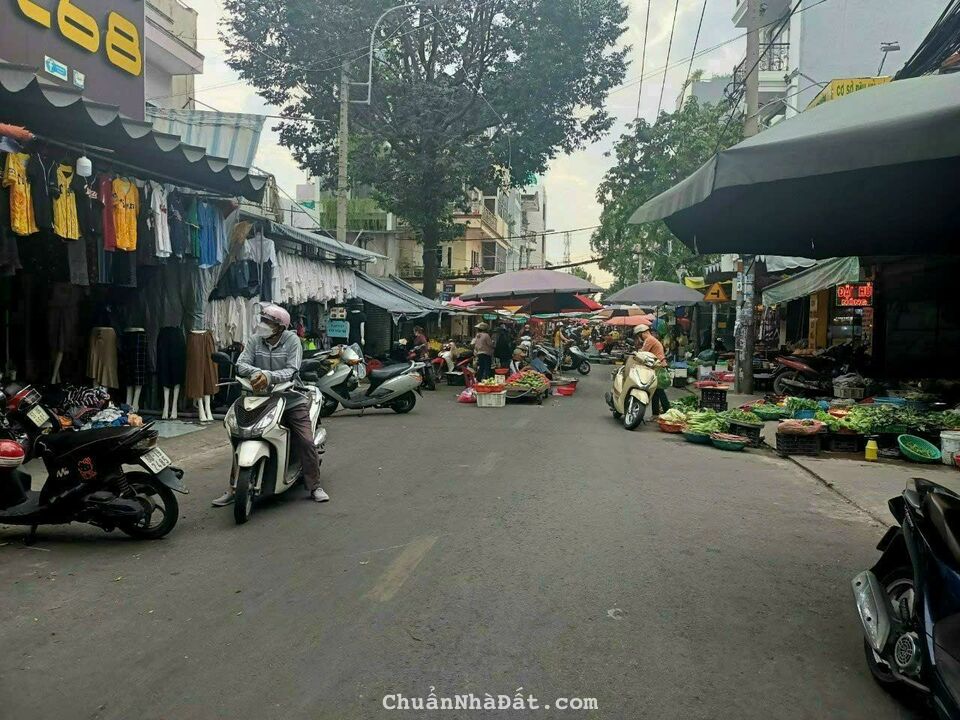 Cho thuê nhà nguyen căn, mặt tiền dường số 1 chợ Tân mỹ kdbb tốt.