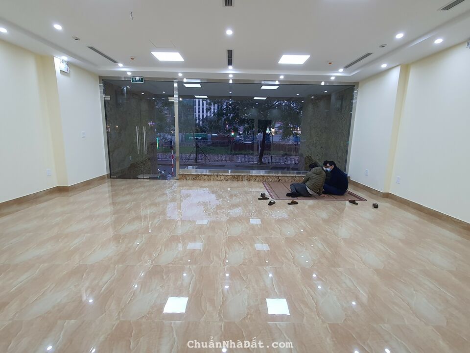 Cho thuê cả toà nhà vp phố Khúc Thừa Dụ, Cầu Giấy, Hà Nội, DT 100m2 x 6 tầng, TM, giá 110 tr/tháng Cho thuê cả toà nhà vp phố Khúc Thừa Dụ, Cầu Giấy, Hà Nội, DT 100m2 x 6 tầng, TM, giá 110 tr/tháng