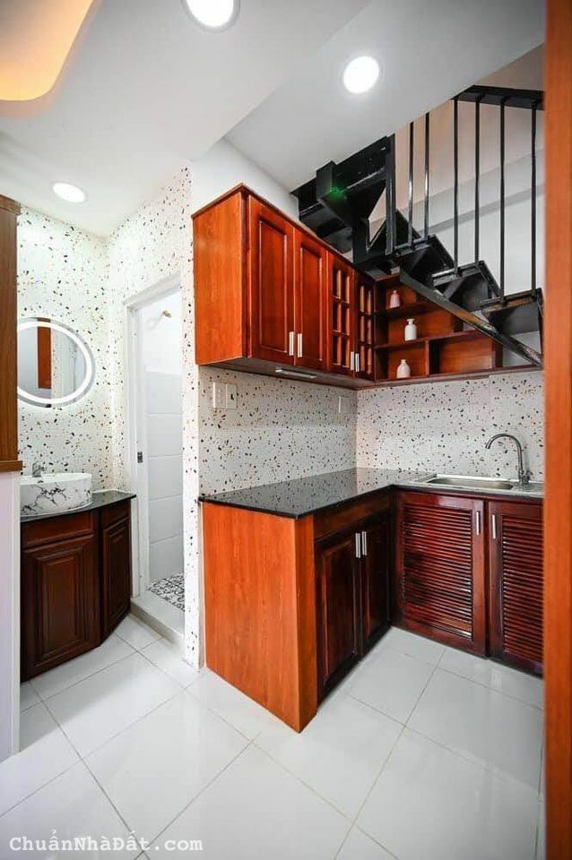 Tài chính 3 tỷ - XEM NGAY CĂN NÀY- 3 tầng nhỏ gọn đầy đủ tiện nghi.