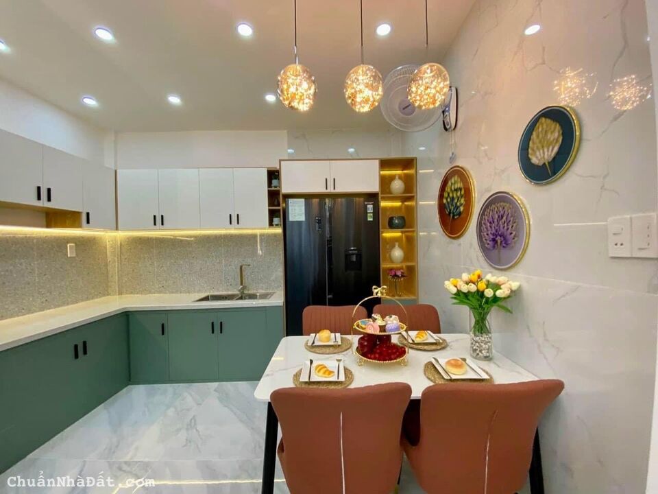 Bán nhà riêng chính chủ gần MT Võ Văn Vân, gần bệnh viện Sài Gòn, DT 80m2, SHR